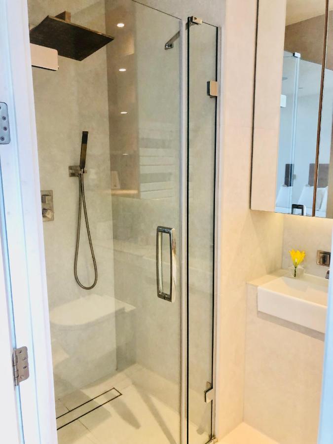 Luxury 2 Bedroom Apartment 20 Min From Central London Exteriör bild