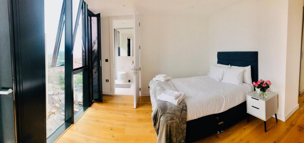 Luxury 2 Bedroom Apartment 20 Min From Central London Exteriör bild