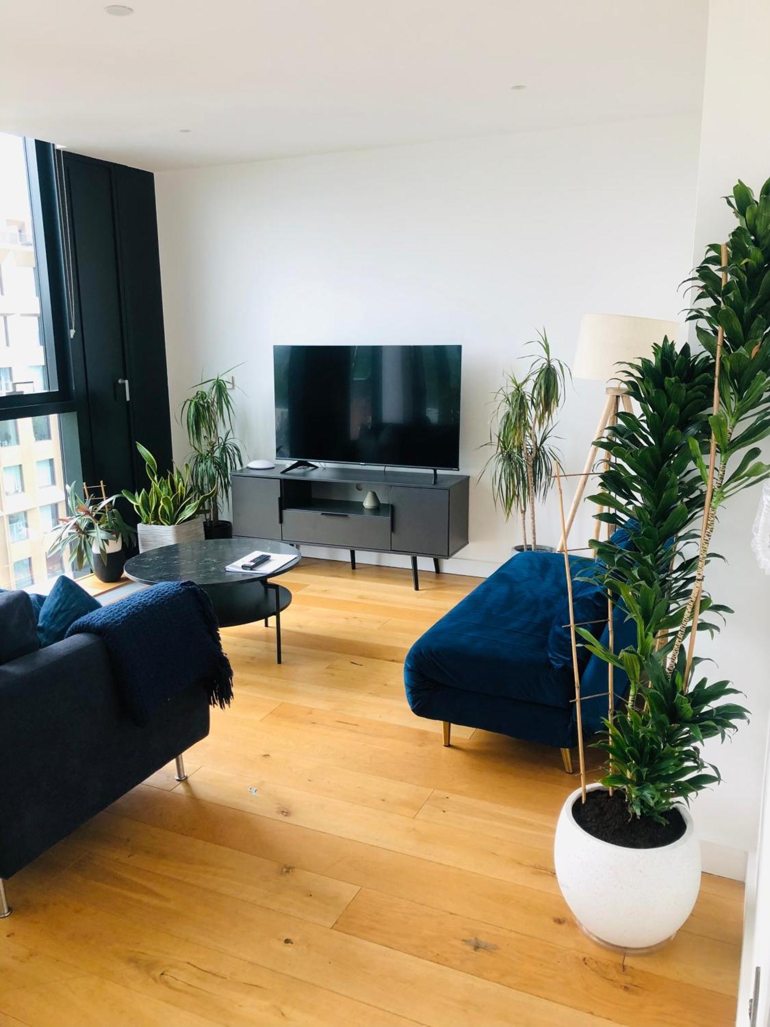 Luxury 2 Bedroom Apartment 20 Min From Central London Exteriör bild